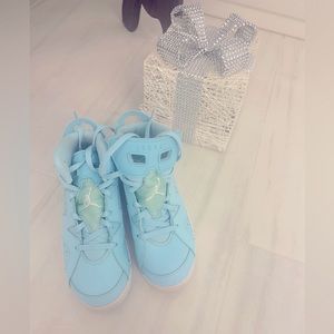 Baby blue retro style Jordan’s
